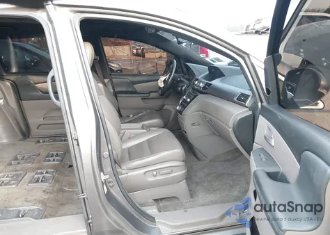 2013 Honda Odyssey Touring/Touring Elite z USA, uszkodzony, nr VIN 5FNRL5H95DB085617